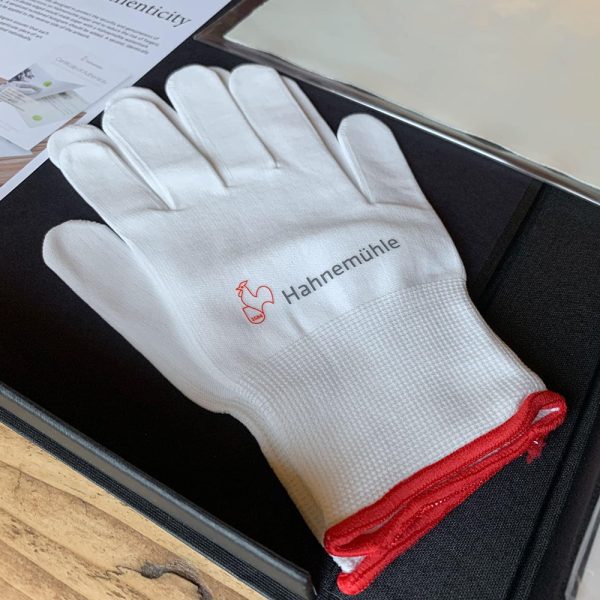 Gloves by Hahnemuhle